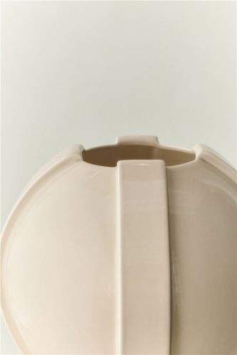 Louise Roe Vinci Vase #01 H: 29 cm - Ivory