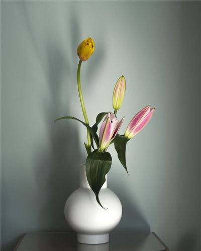 raawii Strøm Large Vase H: 24 cm - Vaporous Grey