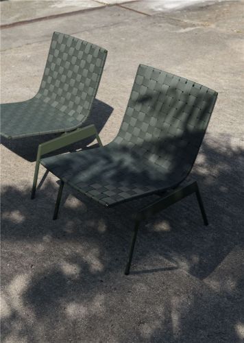 &Tradition Ville AV44 Outdoor Lounge Chair SH: 40 cm - Bronze Green 