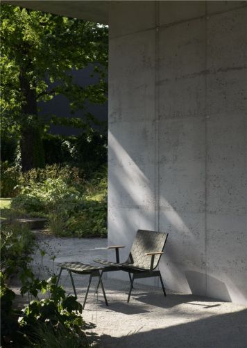 &Tradition Ville AV44 Outdoor Lounge Chair m. Armlæn SH: 40 cm - Bronze Green 
