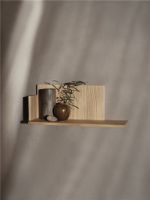 Billede af Ferm Living Stagger Shelf Low 40x15,5 cm - Oiled Oak
