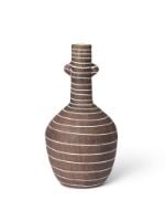 Billede af Ferm Living Brura Vase H: 32 cm - Coffee/White