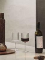 Billede af Ferm Living Ripple Red Wine Glasses H: 18,2 cm - Set of 2 - Clear
