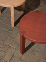 Billede af FDB Møbler D108 Ragnesminde Sofabord Ø: 48 cm - Carmine Red