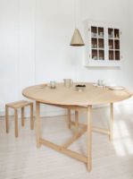 Billede af Moebe Round Dining Table Ø: 130 cm - Oak