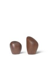 Billede af Ferm Living Cairn Salt and Pepper Shakers 2 stk. - Dark brown