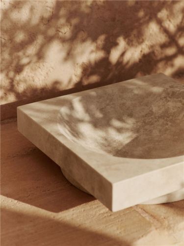Ferm Living Hew Low Centerpiece H: 7 cm - Travertine