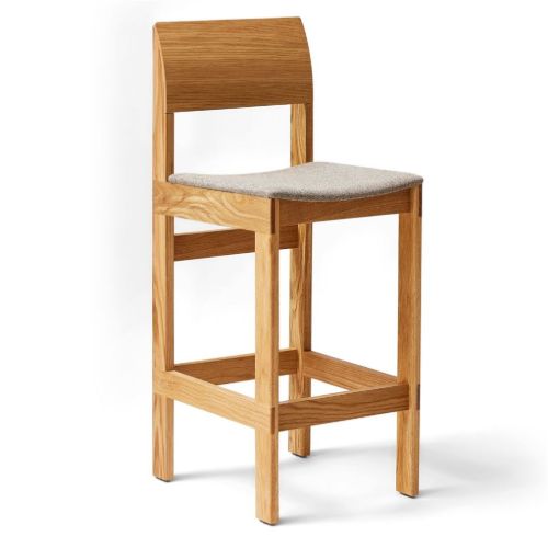 Form & Refine Sonder Bar Chair m. Polstring SH: 66,5 cm - Naturolieret Eg/Hallingdal