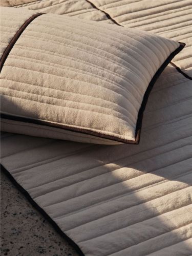 Ferm Living Vari Quilted Bedspread Single 180x260 cm - Natural/Dark Chocolate