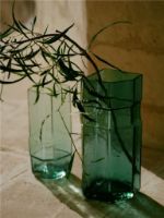 Billede af Ferm Living Muro Vase H: 38 cm - Recycled Green  