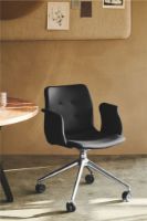 Billede af Bent Hansen Primum Armstol m. Drejestel+Hjul - Zenzo 3 207 Sort Læder/Metalben