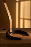 Billede af GUBI Timberline Table Lamp H: 50 cm - Eg/Birk 