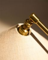 Billede af GUBI Gräshoppa Table Lamp H: 41 cm - Shiny Brass/Canvas