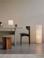 Billede af Ferm Living Boe Table Lamp H: 80 cm - Sølv/Natural