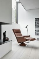 Billede af BERG Furniture Ceto Lænestol m. Fjernbetjening SH: 49 cm - Mat Krom/Nordic Brun Læder