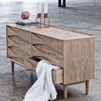 Billede af Snedkergaarden Arne Vodder skænk AV01 - Eg