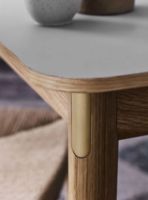 Billede af &Tradition Patch HW1 Extendable Table 180x90 cm - Oiled Oak w. Beige Arizona 0748 Fenix Nano Laminate & Brass
