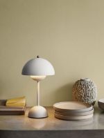 Billede af &Tradition Flowerpot VP9 Bordlampe H: 29,5 cm - Matt White