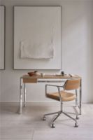 Billede af Vipp 430 Studio Desk Drawer 29x56 cm - Aluminium/Lys Eg