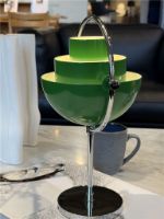 Billede af GUBI x Jacobsen Møbler Multi-Lite Limited Special Edition Portable Lampe H: 30 cm - Chrome/Clover Green