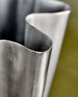 Billede af House Doctor Flood vase H: 33 cm - Jern/Sølv