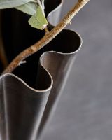 Billede af House Doctor Flood vase H: 13 cm - Jern/Antik Brun