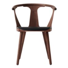 Billede af &Tradition SK2 In Between Chair - Oiled Walnut/Black Noble Aniline Leather