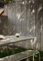 Billede af &Tradition Thorvald SC113 Dining Table B: 160 cm - Stål/Ivory