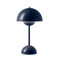 Billede af &Tradition Flowerpot VP9 Bordlampe H: 29,5 cm - Steel Blue