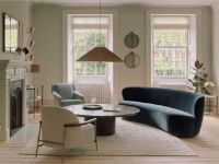 Billede af GUBI Moon Coffee Table Ø: 150 cm - Brun/Sortbejdset Egetræsfiner/Grå Marmor