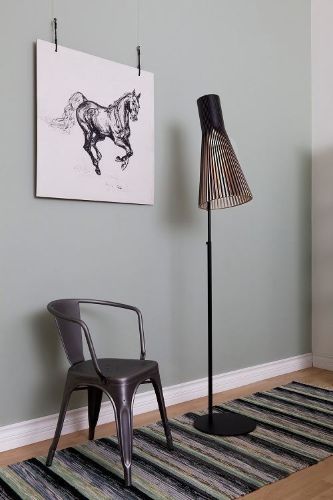 Secto Design 4210 Gulvlampe Ø: 30 cm - Sort 