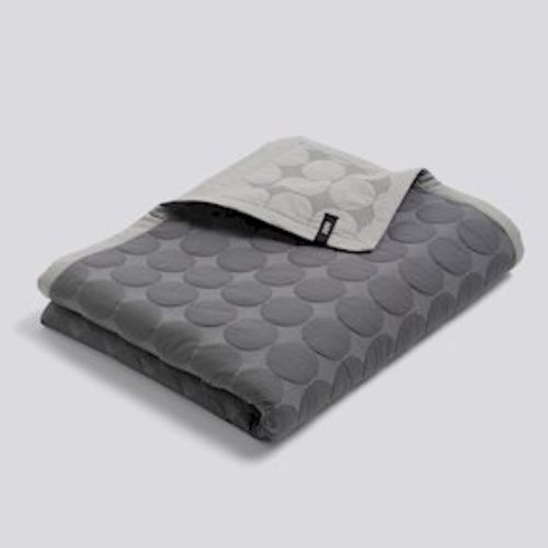 HAY Mega Dot Organic Sengetæppe 260x260 cm - Dark Grey