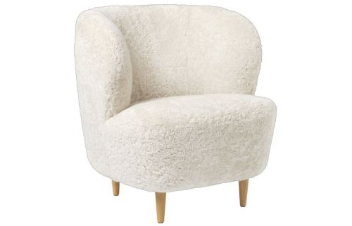 GUBI Stay Lounge Chair Fully Upholstered  - Off White/Oak