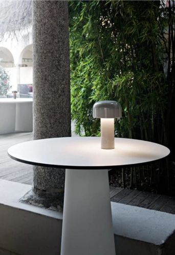 FLOS Bellhop Battery Bordlampe H: 21 cm - Grey