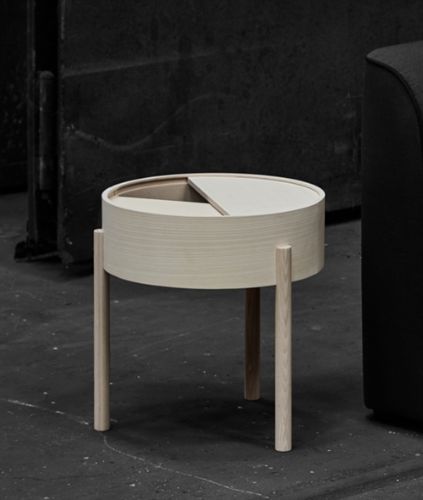 Woud Arc Side Table Ø: 42 cm - Oiled Oak