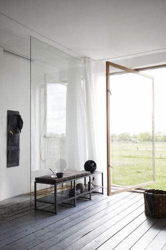 MUUBS Bænk Bronx L L: 135 cm - Jern/Ruskind