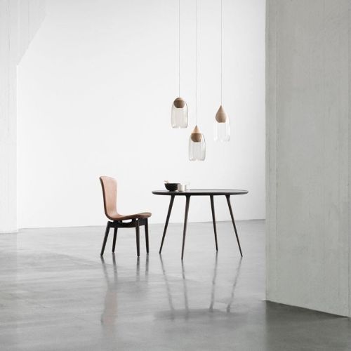 Mater Accent Spisebord Ø: 140 cm - Mat Hvidlakeret Egetræ