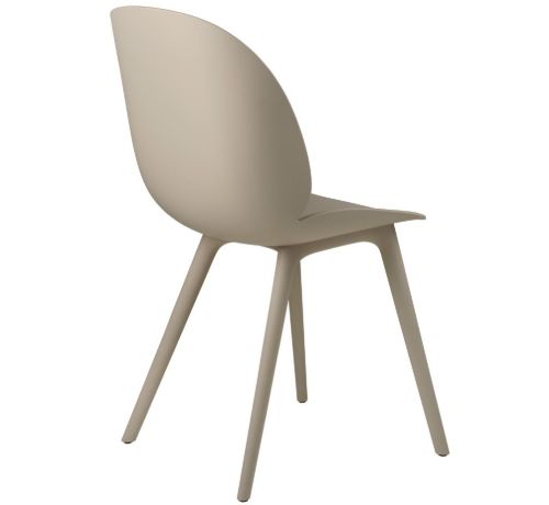 GUBI Beetle Outdoor Dining Chair SH: 45 cm - New Beige