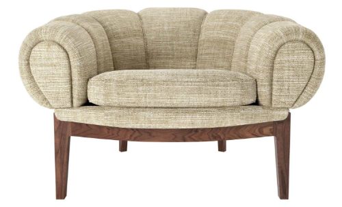 GUBI Croissant Lounge Chair SH: 46 cm - Walnut / Dedar Smila