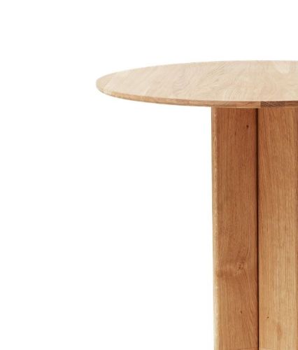 Form & Refine Trefoil Round Table Ø: 75 cm - White Oiled Oak