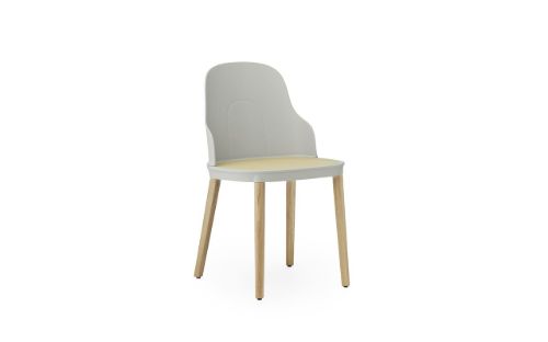 Normann Copenhagen Allez Chair Oak Indoor SH: 45,5 cm - Warm Grey / Molded Wicker Seat