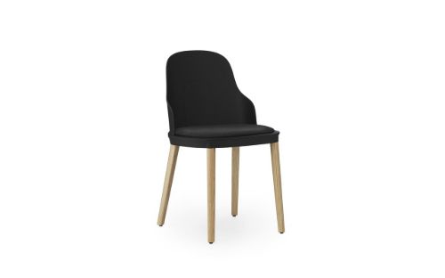 Normann Copenhagen Allez Chair Upholstery Oak Indoor SH: 45,5 cm - Black / Main Line Flax