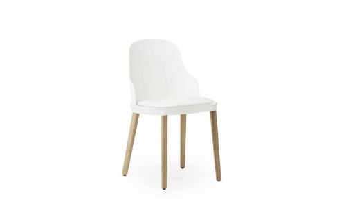 Normann Copenhagen Allez Chair Upholstery Oak Indoor SH: 45,5 cm - White / Ultra Leather