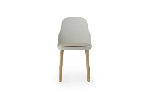 Normann Copenhagen Allez Chair Upholstery Oak Indoor SH: 45,5 cm - Warm Grey / Ultra Leather