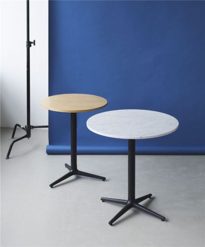 Normann Copenhagen Allez Table 4L 70x70 cm - Marble / White