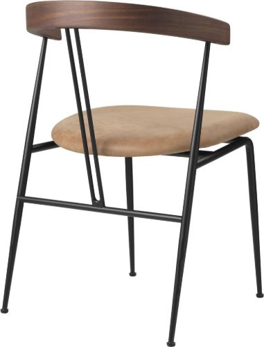 GUBI Violin Dining Chair Upholstered Seat SH: 45 cm - Oiled American Walnut / Camel