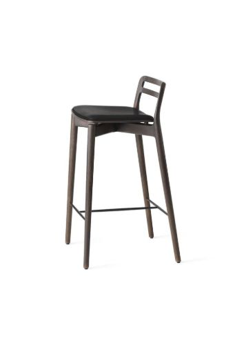 Vipp 484 Cabin Counter Stool SH: 67 cm - Dark Oak/Black Leather
