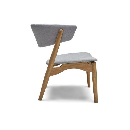 Sibast Furniture No 7 Lounge Chair Full Upholstered SH: 35 cm - Natural Oiled Oak / Remix 123