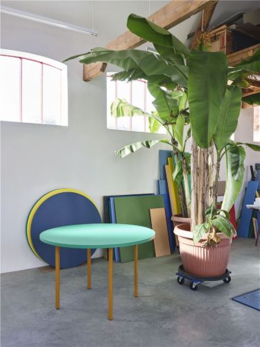 HAY Two Colour Table Ø: 120 cm - Ochre Powder / Green Mint