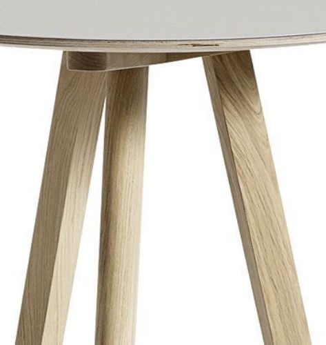 HAY CPH 20 Round Table Ø: 70 cm - Lacquered Solid Oak/Off White Linoleum